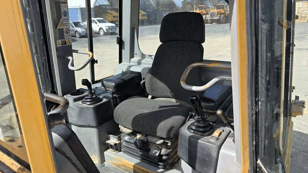 2006 Used Caterpillar D5G XL Bulldozers