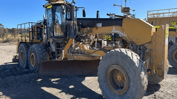 2010 Used Caterpillar 16M Graders