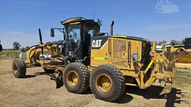 2010 Used Caterpillar 140M Graders