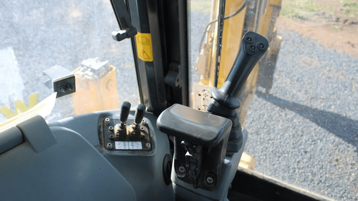2011 Used Komatsu WB97R Backhoes