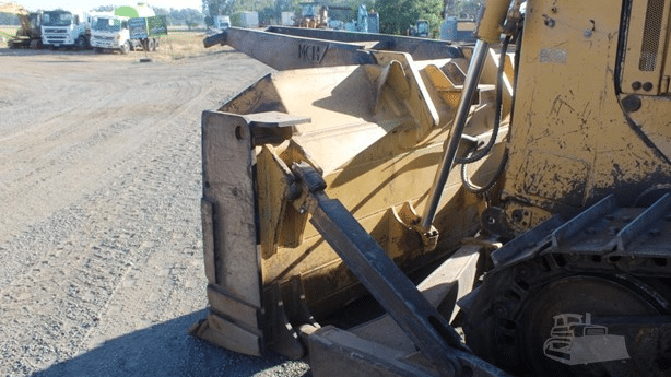 2006 Used Caterpillar D6R III Bulldozers