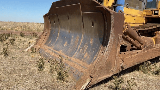 1992 Used Komatsu D475A-2 Bulldozers