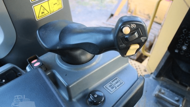 2011 Used Caterpillar D7E Bulldozers