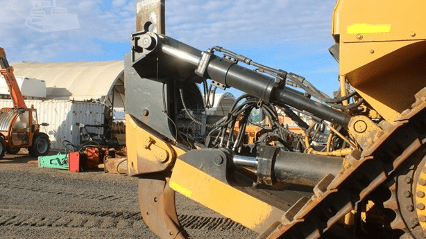 2011 Used Caterpillar D9T Bulldozers