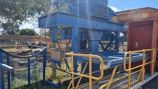 2010 Used BARMAC 6000 Impact Crushers