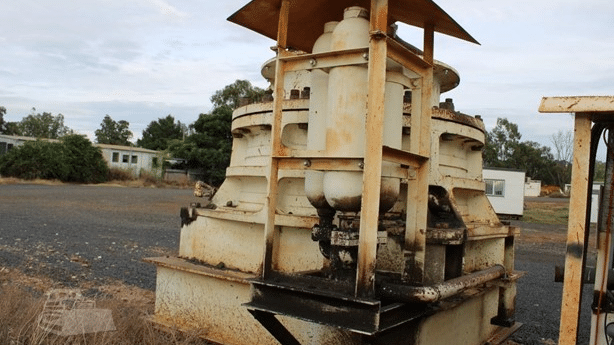 2010 Used Kawasaki 1500 MM Cone Crushers