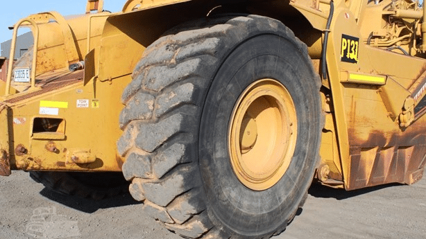 2001 Used Caterpillar 631G Scrapers