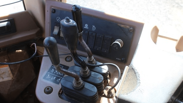 1995 Used Caterpillar 938F Loaders