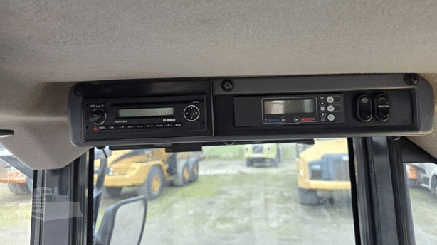 2017 Used Komatsu WA250PZ-6 Loaders