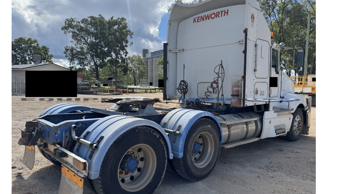 1999 Used Kenworth T404 Prime Mover