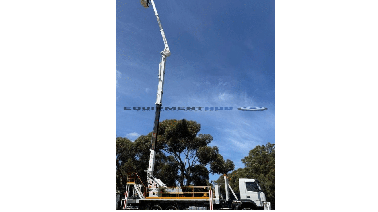 2007 Used Terex Hi-Ranger EWP Truck (Elevated Work Platform)