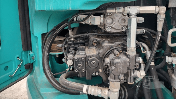 2015 Used Kobelco SK135SR-3 Excavators