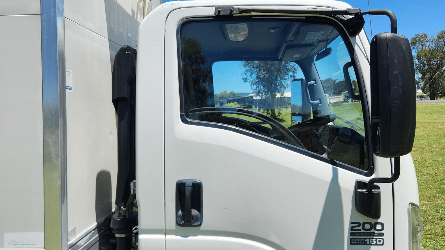 2013 Used Isuzu NLR200 Refrigerated Truck