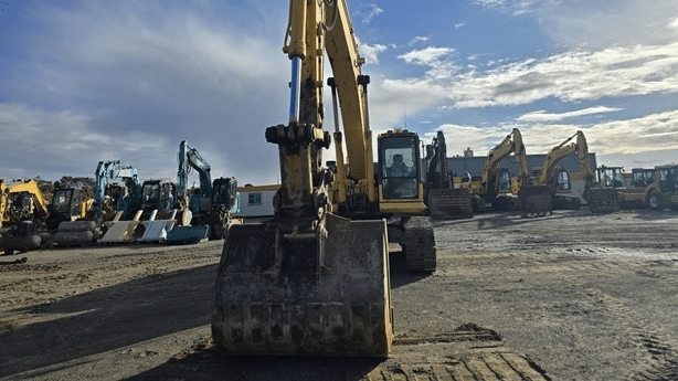 2005 Used Komatsu PC3000-7 Excavators