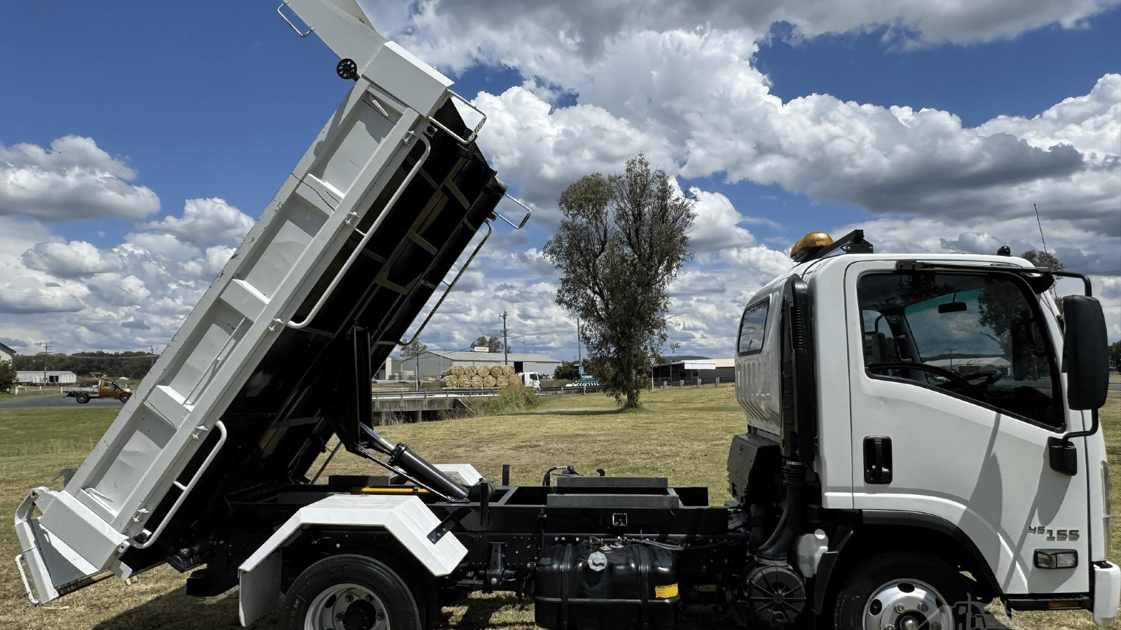 2016 Used Isuzu NPR45-155 Tipper