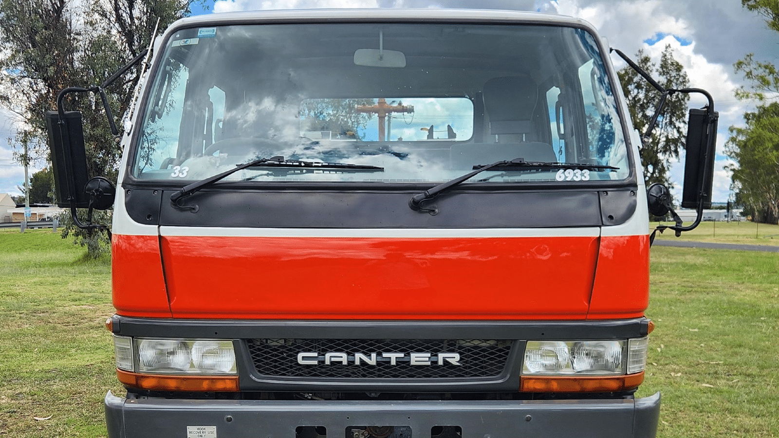 2000 Used Mitsubishi Canter Fire Truck