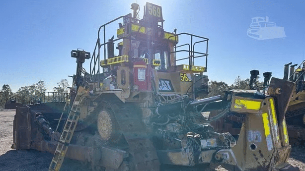 2010 Used Caterpillar D11T Bulldozers