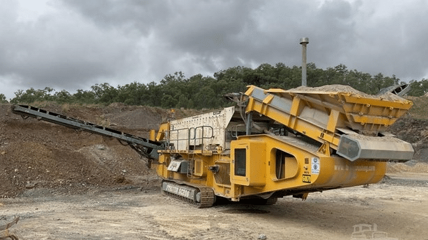2012 Used Striker SCH206 Screening Plants