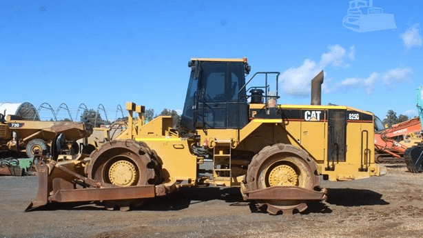 2003 Used Caterpillar 825G Roller Compactors