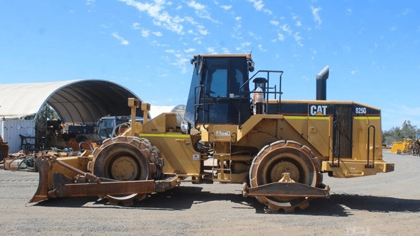 2003 Used Caterpillar 825G II Roller Compactors