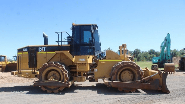 2003 Used Caterpillar 825G II Roller Compactors