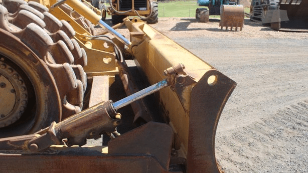 2003 Used Caterpillar 825G II Roller Compactors
