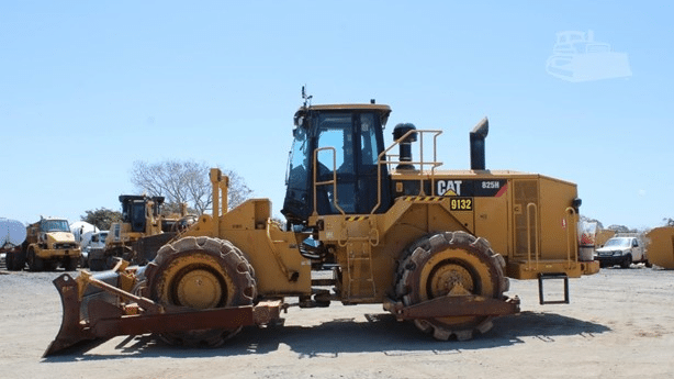 2007 Used Caterpillar 825H Roller Compactors