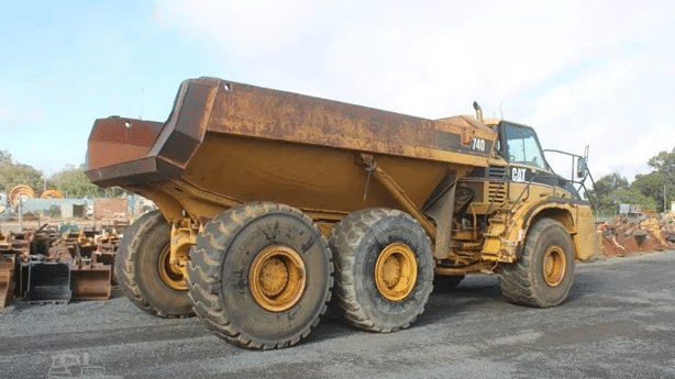 2005 Used Caterpillar 740 Dump Truck