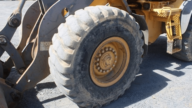 2005 Used Volvo L70E Loaders
