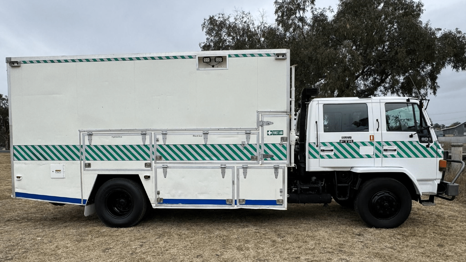 1990 Used Isuzu FTR800 Service Truck
