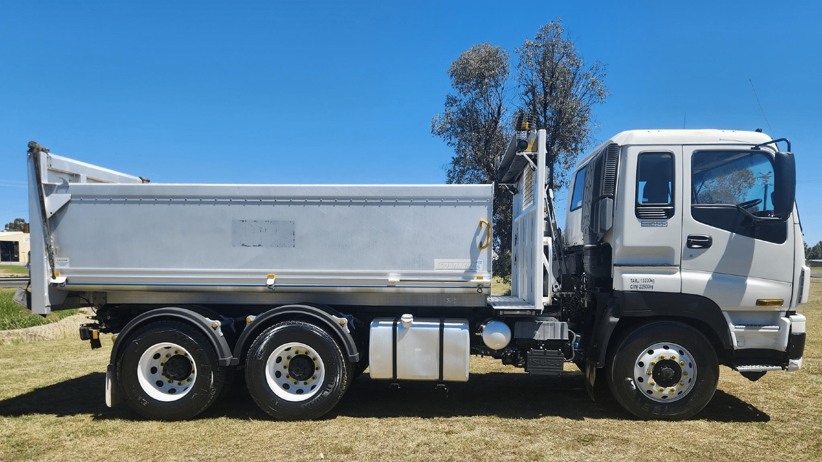 2009 Used Isuzu Giga Tipper