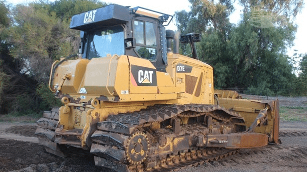 2011 Used Caterpillar D7E Bulldozers