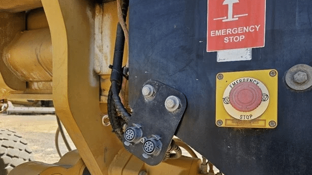 2010 Used Caterpillar 140M Graders