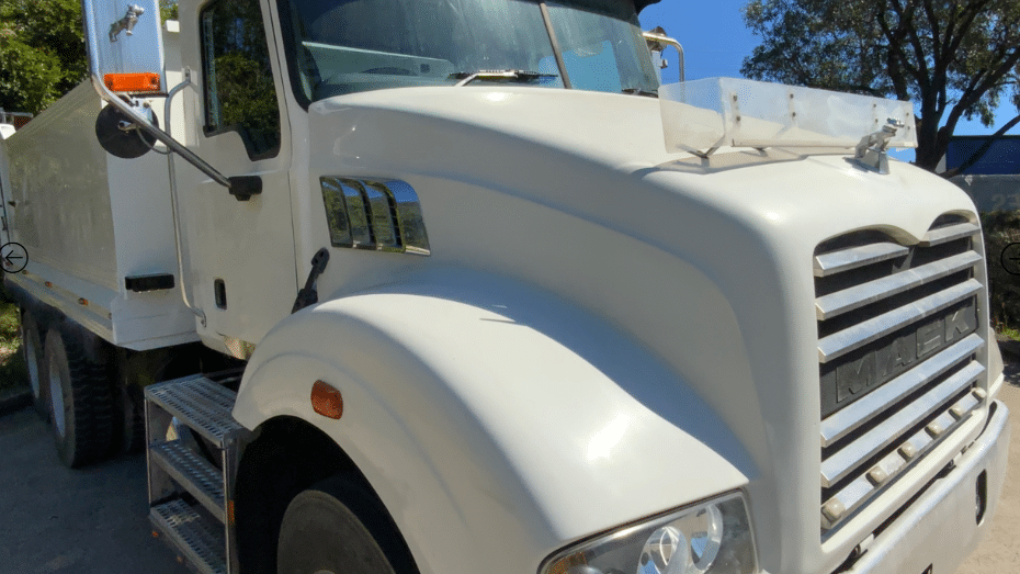 2009 Used Mack METRO-LINER Tipper