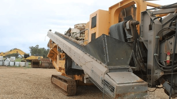 2015 Used Striker CM400 Cone Crushers