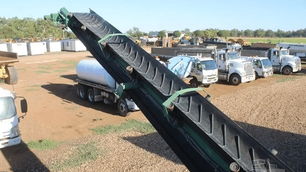 2014 Used Mccloskey S190 2DT Screening Plants
