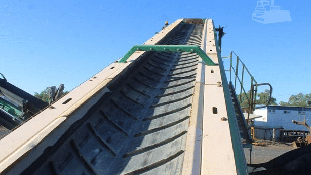 2014 Used Mccloskey S190 2DT Screening Plants