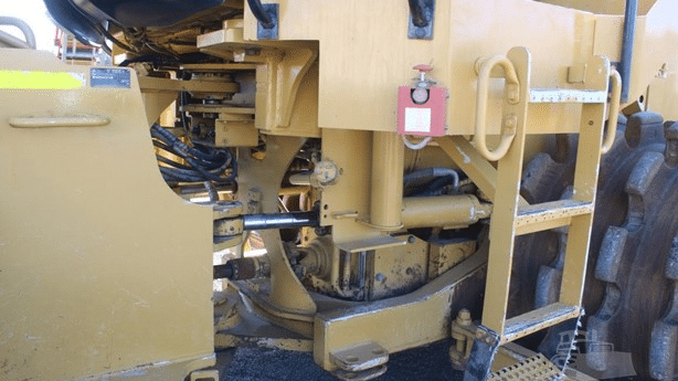 2003 Used Caterpillar 825G Roller Compactors