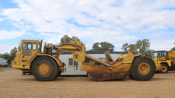2001 Used Caterpillar 631G Scrapers