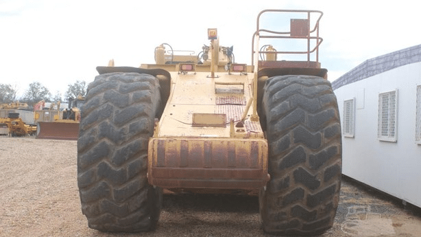 2001 Used Caterpillar 631G Scrapers