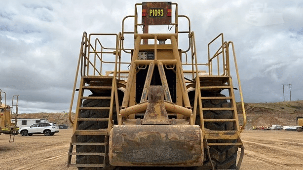 2002 Used Caterpillar 637G Scrapers