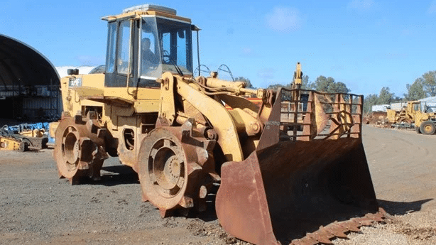 1995 Used Caterpillar 938F Loaders