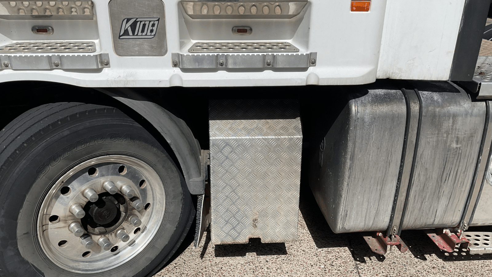 2010 Used Kenworth K108 Prime Mover