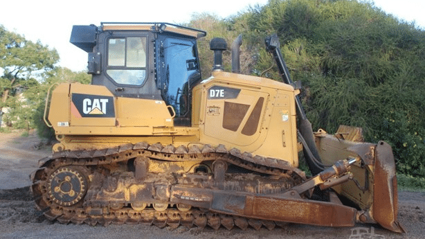 2011 Used Caterpillar D7E Bulldozers