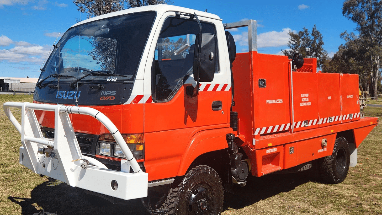 1999 Used Isuzu NPS300 Fire Truck