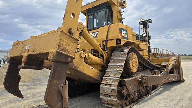 1998 Used Caterpillar D10R Bulldozers