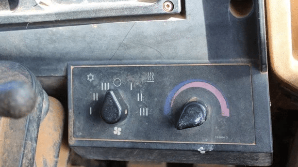1995 Used Caterpillar 938F Loaders