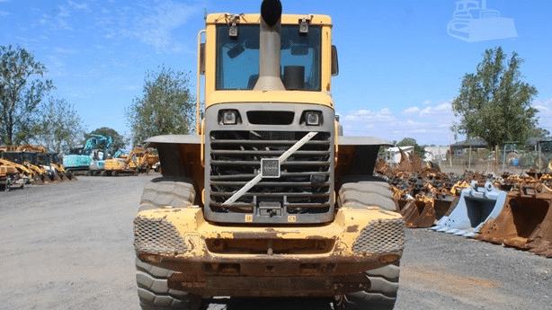 2005 Used Volvo L70E Loaders