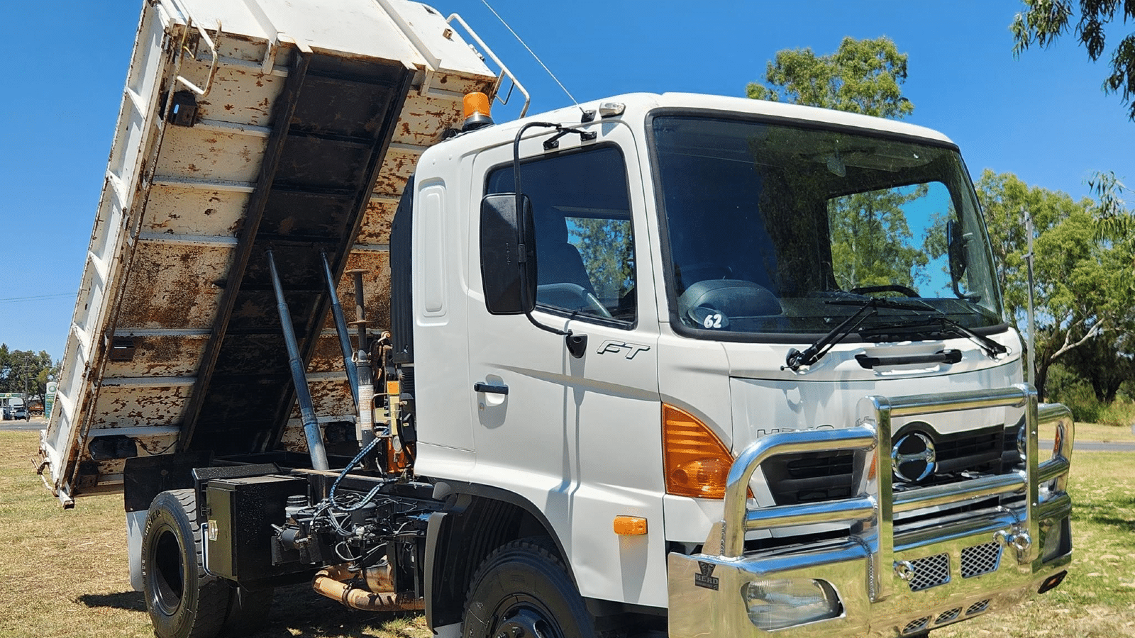 2003 Used Hino 500FT1022 Tipper