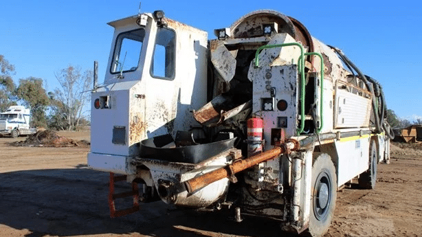 2017 Used JACON TRANSMIX 6000 Concrete Agitator